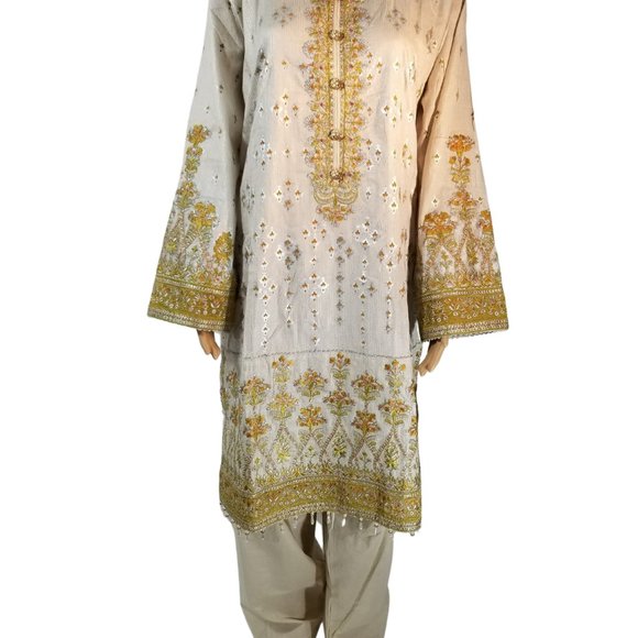 Large Pakistani Fancy Embroidered Jacquard Cotton Broshia Banarsi Shalwar Kameez - Picture 3 of 11
